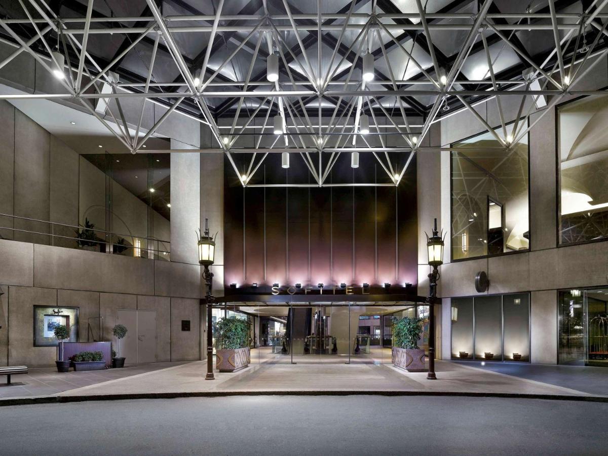 Hotel Sofitel Melbourne On Collins Exterior foto The lobby of the hotel