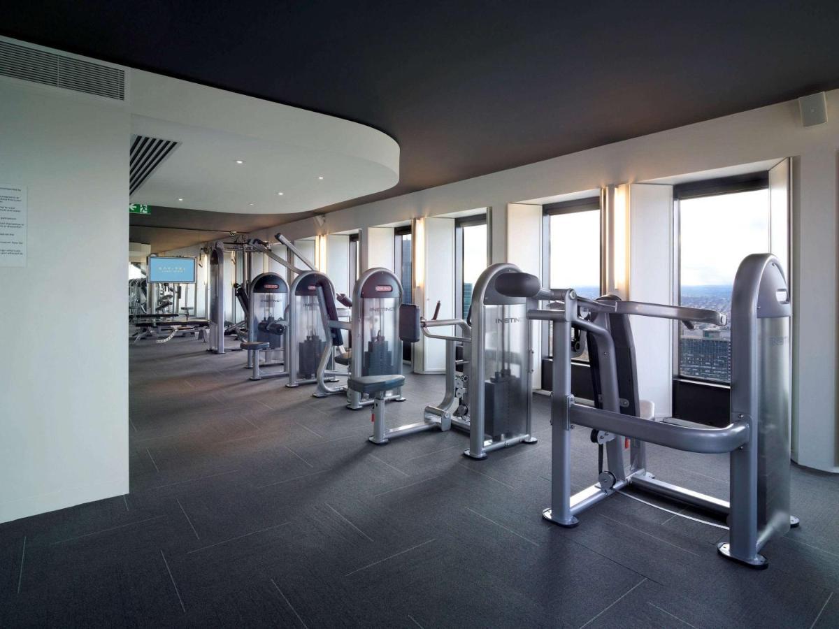 Hotel Sofitel Melbourne On Collins Exterior foto The gym at the 57th floor