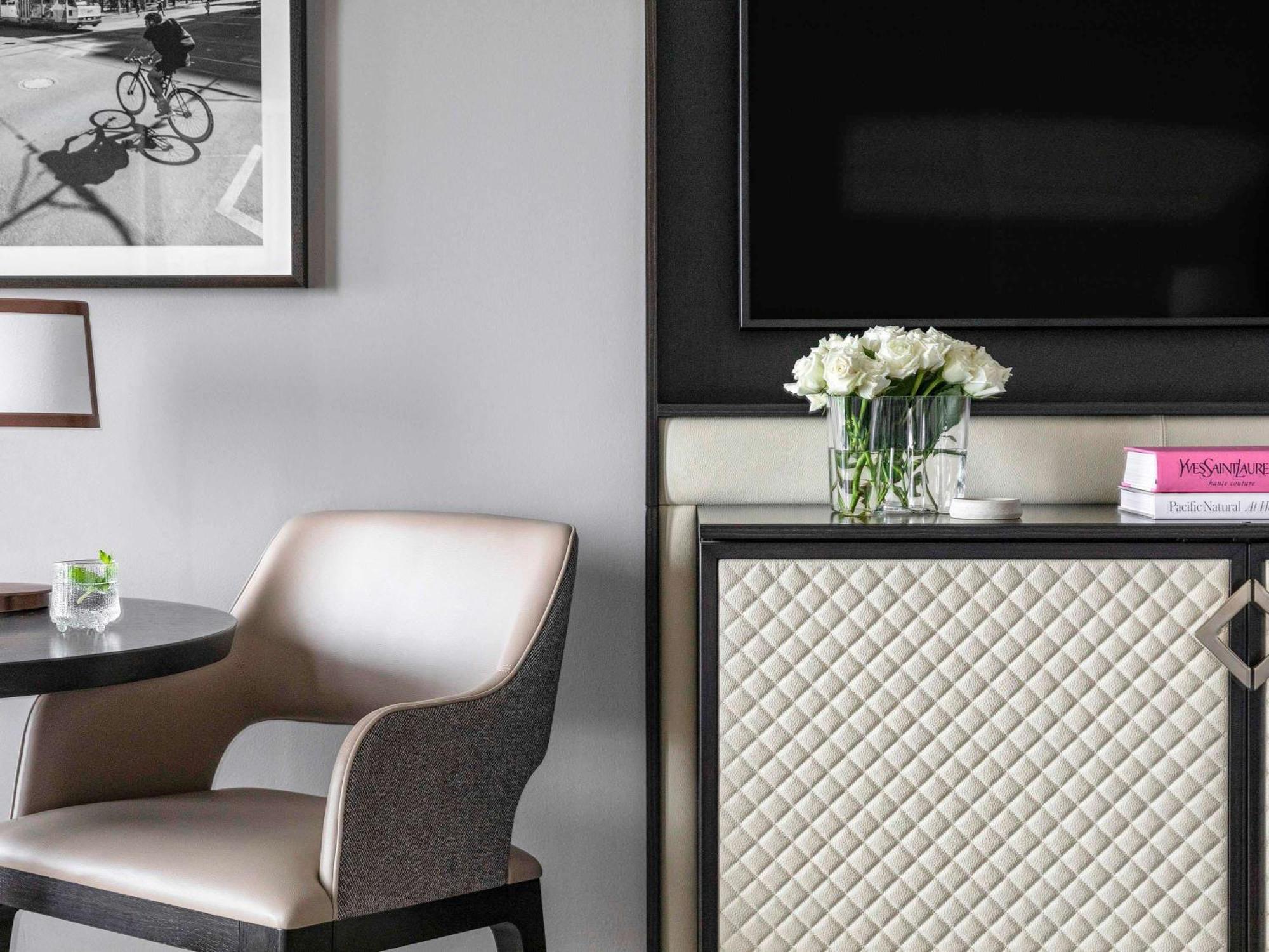 Hotel Sofitel Melbourne On Collins Exterior foto A room at the hotel