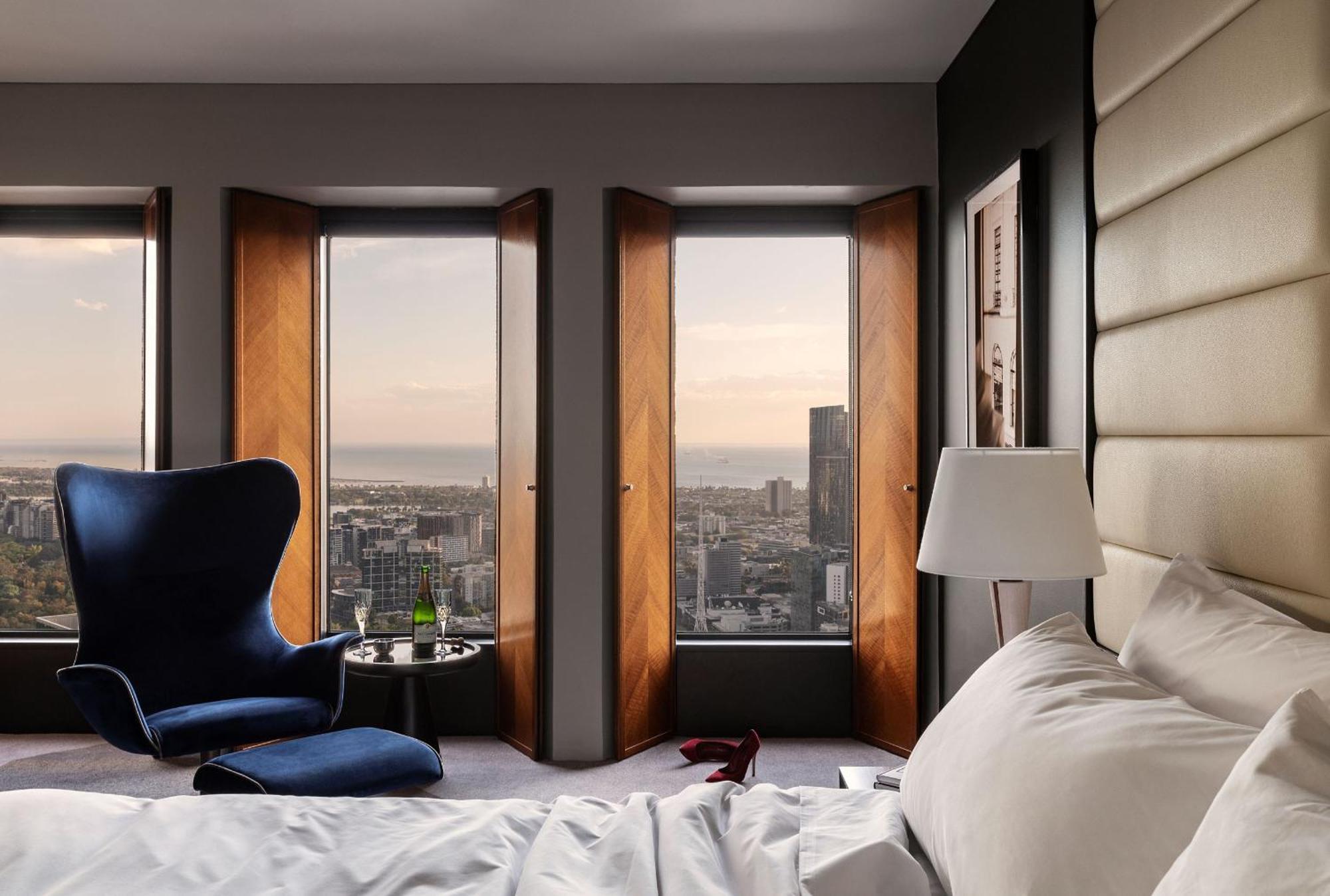 Hotel Sofitel Melbourne On Collins Exterior foto A bedroom at the Ritz-Carlton, Chicago